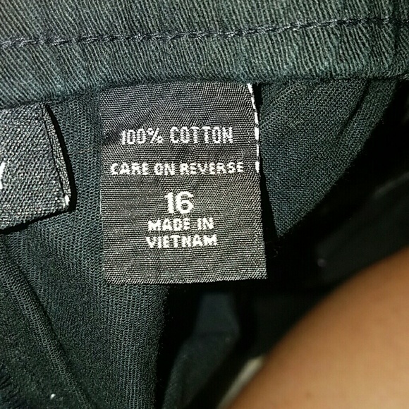 (3 for $20) Black shorts - Picture 6 of 6